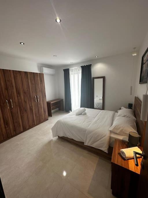 Appartamento Duplex Penthouse In Gzira Sleeps 6 Esterno foto