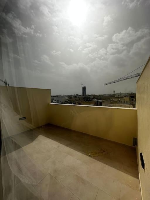 Appartamento Duplex Penthouse In Gzira Sleeps 6 Esterno foto