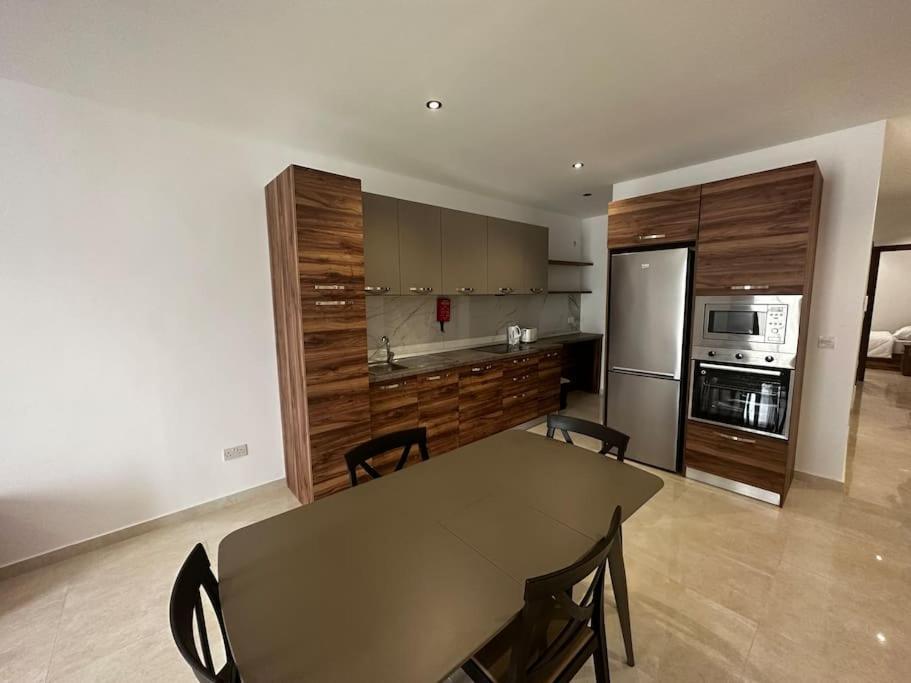 Appartamento Duplex Penthouse In Gzira Sleeps 6 Esterno foto
